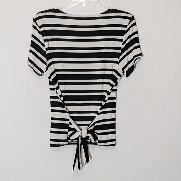 TAKARA Black & White Striped Short Sleeve Tie-Back Knit Top; Size XL - Picture 2 of 4
